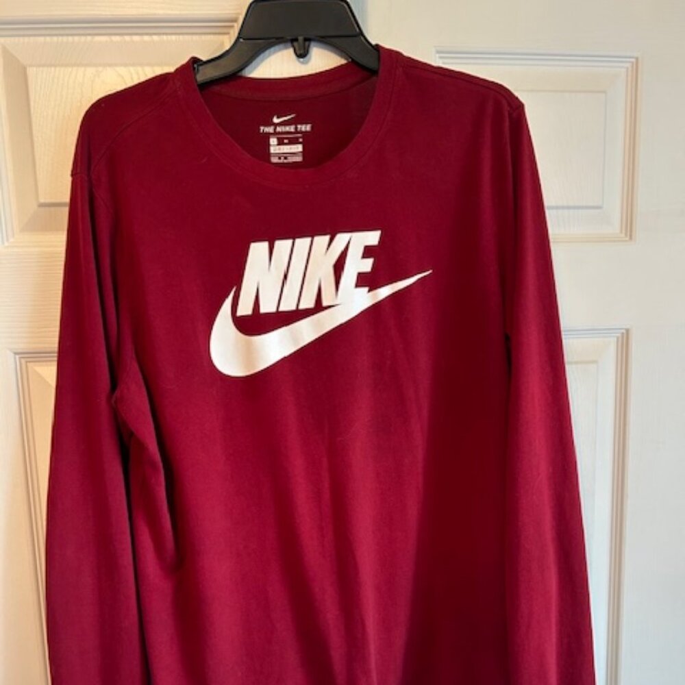Men's Nike long sleeve T shirt